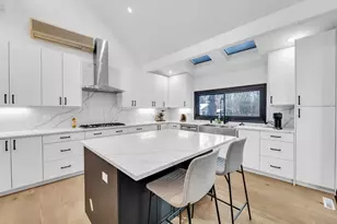 15160 W Oak Spring Rd, Libertyville, IL 60048 - Photo 46