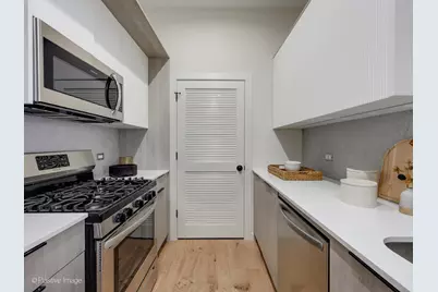 2801 Thatcher Avenue #304, River Grove, IL 60171 - Photo 4