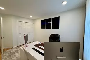 2350 County Farm Ln, Schaumburg, IL 60194 - Photo 32