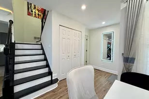 2350 County Farm Ln, Schaumburg, IL 60194 - Photo 12