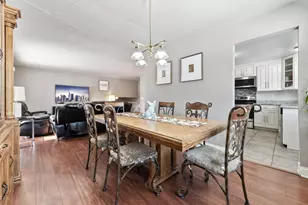 727 Lacy Ave, Streamwood, IL 60107 - Photo 8