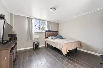 727 Lacy Avenue, Streamwood, IL 60107 - Photo 22