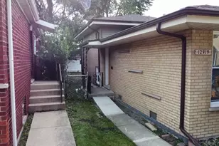 12919 S Escanaba Ave, Chicago, IL 60633 - Photo 6