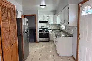 12919 S Escanaba Ave, Chicago, IL 60633 - Photo 16