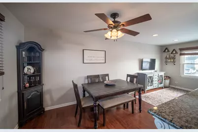 7324 Willow Avenue, Woodridge, IL 60517 - Photo 4