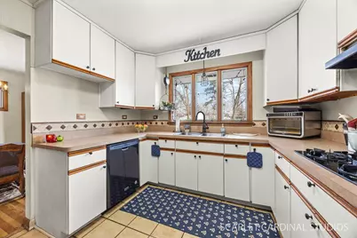 509 Westmore Meyers Road, Lombard, IL 60148 - Photo 8