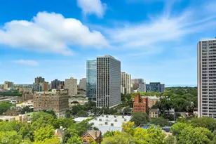 720 W Gordon Terrace, Chicago, IL 60613 - Photo 22