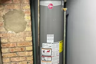 17031 Trapet Ave, Hazel Crest, IL 60429 - Photo 10