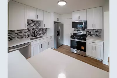 25 Illinois Avenue #M1, Schaumburg, IL 60193 - Photo 20