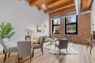 153 W Ohio St, Chicago, IL 60654 - Photo 4