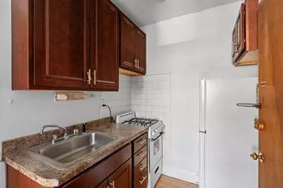 658 W Oakdale Avenue #3C, Chicago, IL 60657 - Photo 2