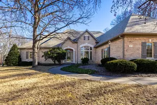 29 Timber Ridge Dr, Coal Valley, IL 61240 - Photo 4