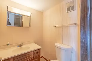 446 Galahad Rd, Bolingbrook, IL 60440 - Photo 10