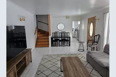 7014 N Kilbourn Avenue, Lincolnwood, IL 60712 - Photo 4