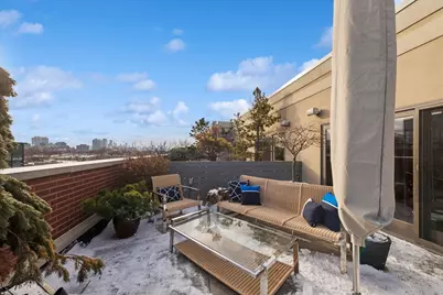 800 W Cornelia Street #408, Chicago, IL 60657 - Photo 24