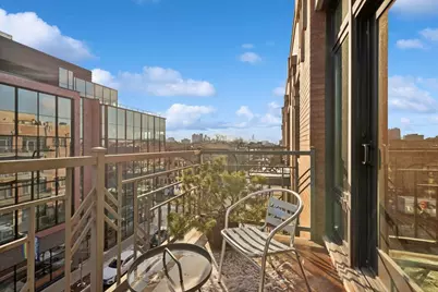 800 W Cornelia Street #408, Chicago, IL 60657 - Photo 26