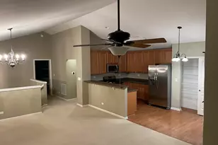 2440 Emily Ln, Elgin, IL 60124 - Photo 2