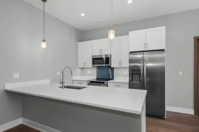 839 Madison Street #503, Oak Park, IL 60302 - Photo 4