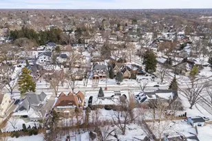 661 Willow Rd, Naperville, IL 60540 - Photo 12