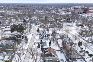 661 Willow Rd, Naperville, IL 60540 - Photo 10