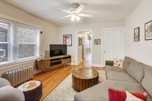 6234 N Broadway St, Chicago, IL 60660 - Photo 2