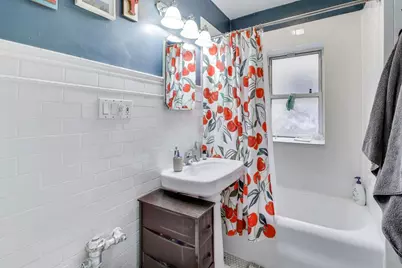 6234 N Broadway Street #3, Chicago, IL 60660 - Photo 12