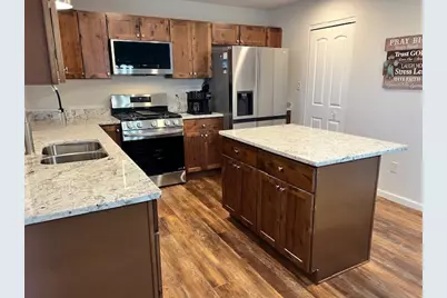 1932 Mountain Road, Morris, IL 60450 - Photo 4