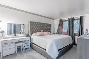 921 N Grace St, Lombard, IL 60148 - Photo 18