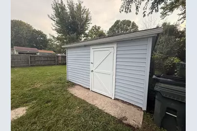 16 S Midland Avenue, Mundelein, IL 60060 - Photo 12