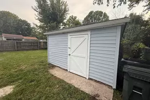 16 S Midland Ave, Mundelein, IL 60060 - Photo 12