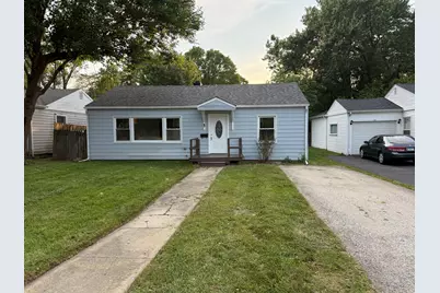 16 S Midland Avenue, Mundelein, IL 60060 - Photo 1