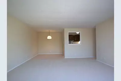 1227 S Old Wilke Road #306, Arlington Heights, IL 60005 - Photo 8