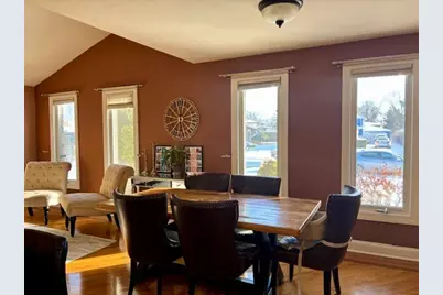 7642 W 92nd Place, Hickory Hills, IL 60457 - Photo 4