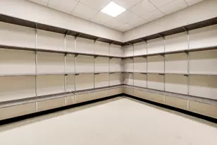 2639 N Milwaukee Ave, Chicago, IL 60647 - Photo 10