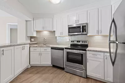 [Address not provided], Naperville, IL 60540 - Photo 6