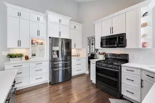 1110 Cedar Creek Dr, Lake Zurich, IL 60047 - Photo 12