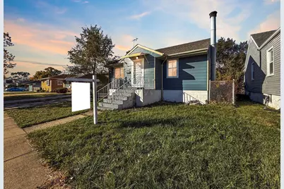 1304 Freeland Avenue, Calumet City, IL 60409 - Photo 2