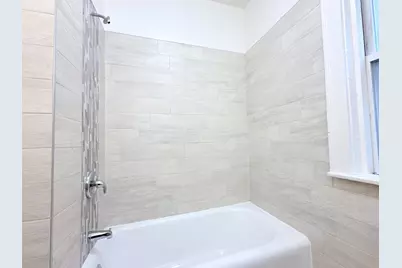 8216 S Maryland Avenue, Chicago, IL 60619 - Photo 34