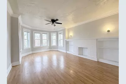8216 S Maryland Avenue, Chicago, IL 60619 - Photo 2