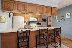 5683 Oak Village Dr, Roscoe, IL 61073 - Photo 12