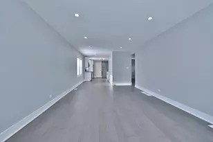 11204 S Emerald Ave, Chicago, IL 60628 - Photo 10