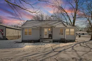 600 N Taft St, Paxton, IL 60957 - Photo 1