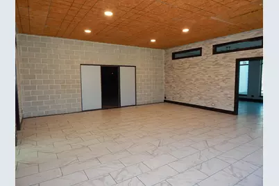 5002 N Pine Street, Davenport, IA 52806 - Photo 12