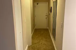 10 Oak Creek Dr, Buffalo Grove, IL 60089 - Photo 10