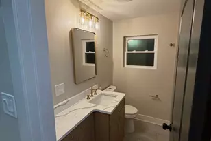 7851 Moody Ave, Burbank, IL 60459 - Photo 6