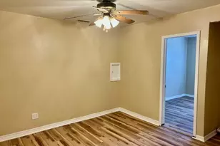 261 S Longwood Dr, Kankakee, IL 60901 - Photo 6