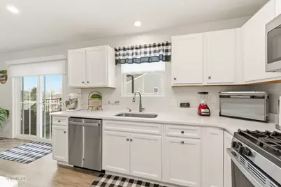 4814 W Millbrook Circle, Yorkville, IL 60560 - Photo 20