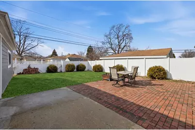 8808 Meade Avenue, Oak Lawn, IL 60453 - Photo 24