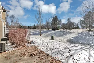 6526 Marble Ln, Carpentersville, IL 60110 - Photo 30