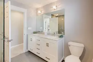 [Address not provided], Northbrook, IL 60062 - Photo 32